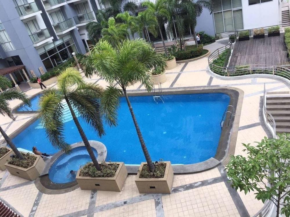 One Palm Tree Apartments Manila Exterior foto